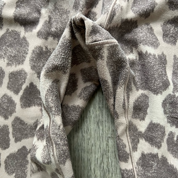 ♥️ OFFLINE Real Me High Waisted Legging - Picture 10 of 10